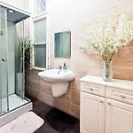 Apartman Ferenc *
